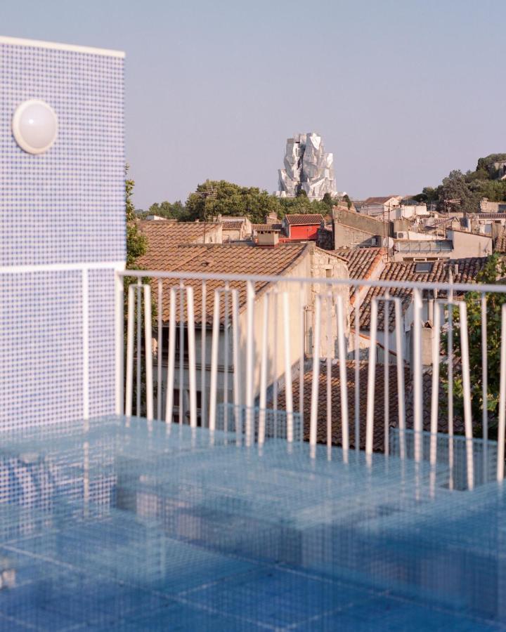 Hotel Present - Entree Autonome, Reception En Ligne - Encore Mieux อาร์ลส์ ภายนอก รูปภาพ