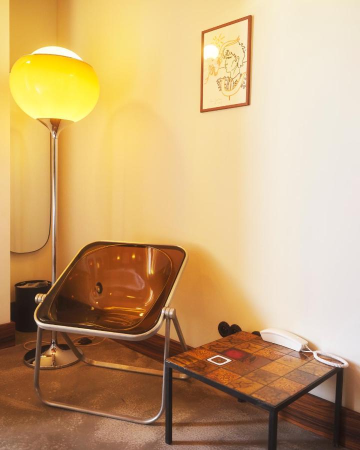 Hotel Present - Entree Autonome, Reception En Ligne - Encore Mieux อาร์ลส์ ภายนอก รูปภาพ