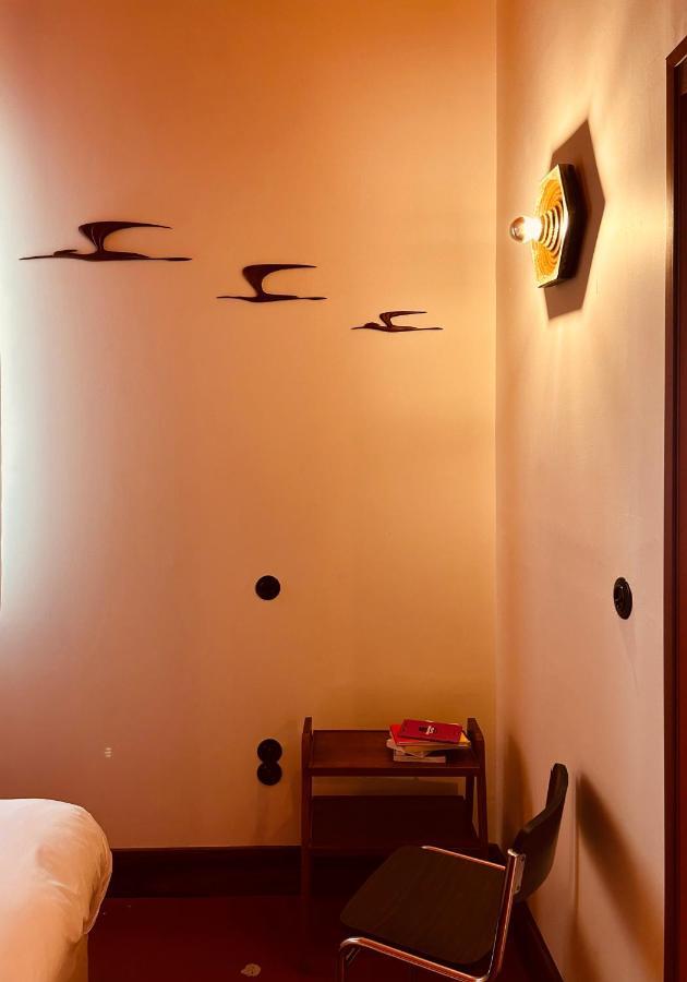 Hotel Present - Entree Autonome, Reception En Ligne - Encore Mieux อาร์ลส์ ภายนอก รูปภาพ