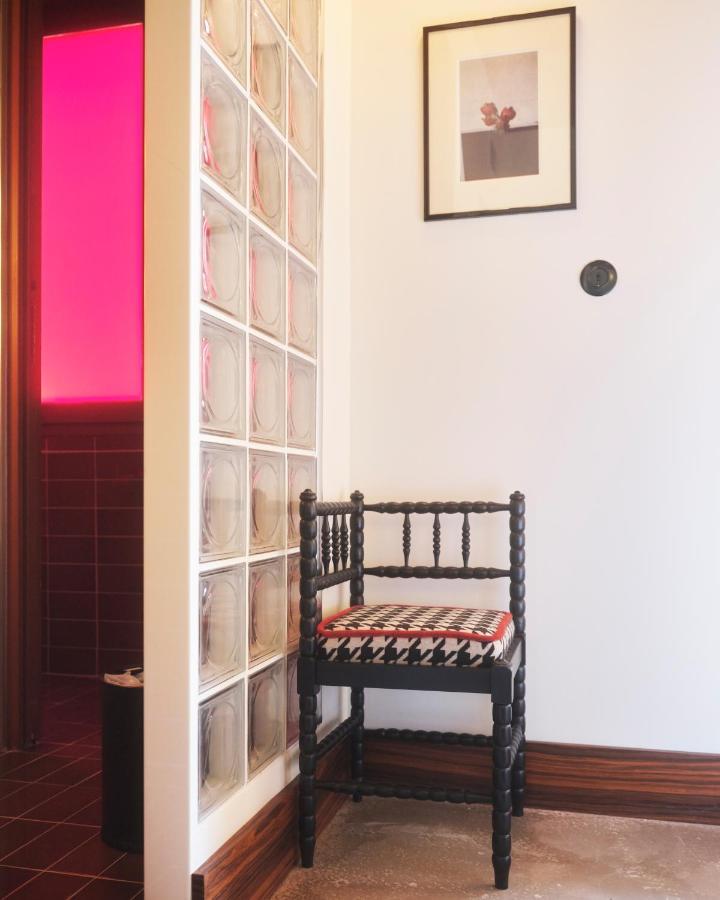 Hotel Present - Entree Autonome, Reception En Ligne - Encore Mieux อาร์ลส์ ภายนอก รูปภาพ