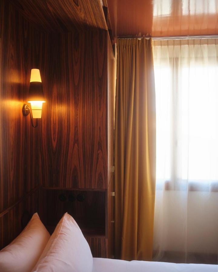 Hotel Present - Entree Autonome, Reception En Ligne - Encore Mieux อาร์ลส์ ภายนอก รูปภาพ