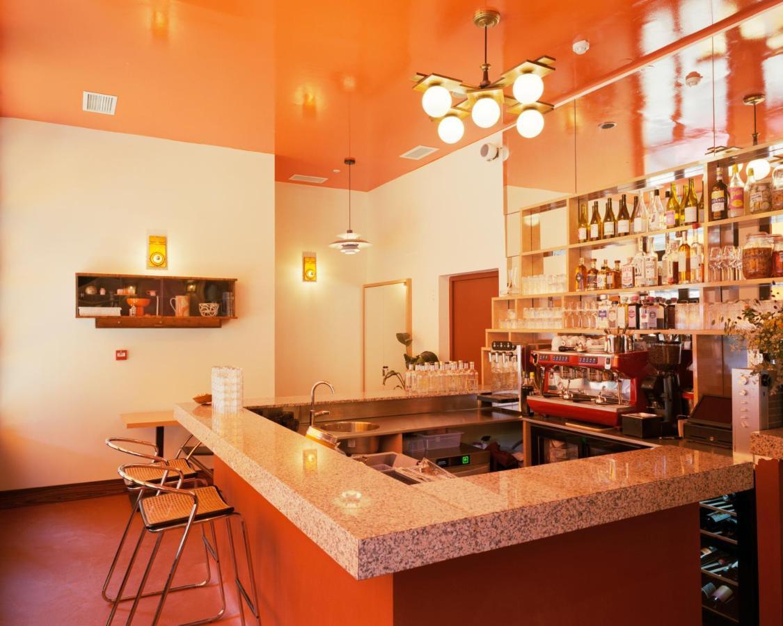 Hotel Present - Entree Autonome, Reception En Ligne - Encore Mieux อาร์ลส์ ภายนอก รูปภาพ
